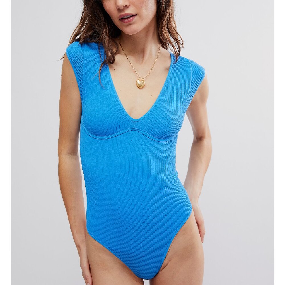 FREE PEOPLE Meg Seamless Bodysuit Sz M/L in Campanula/Cobalt Blue